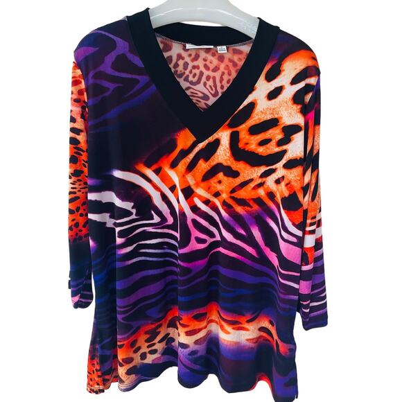 Susan Graver Liquid Knit size 1X V Neck abstract animal print colorful pullover - Picture 1 of 9